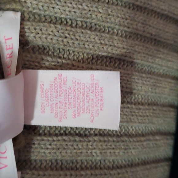 Victoria secret faux fur vest - Picture 4 of 5